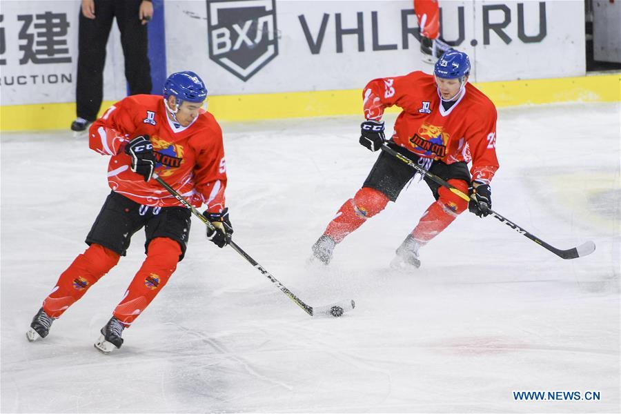 (SP)CHINA-JILIN-ICE HOCKEY-SILK ROAD SUPREME HOCKEY LEAGUE-TSEN TOU VS UGRA (CN)