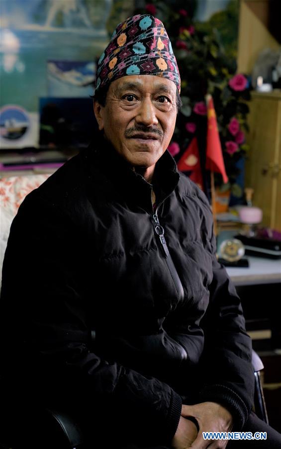 (InTibet)CHINA-TIBET-NEPALI STORE (CN)