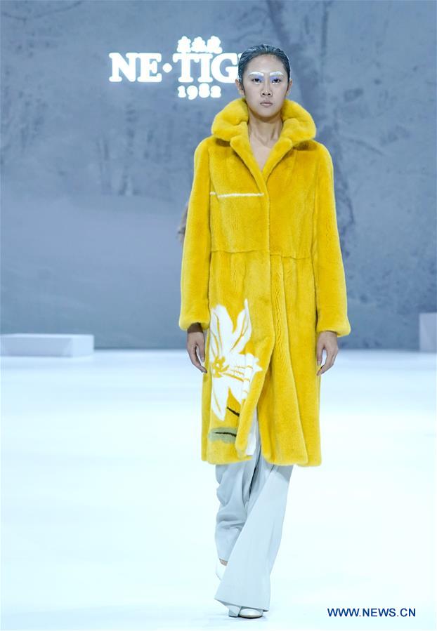 CHINA-BEIJING-FASHION WEEK (CN)