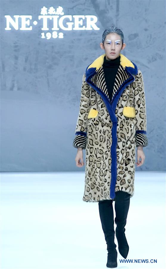 CHINA-BEIJING-FASHION WEEK (CN)