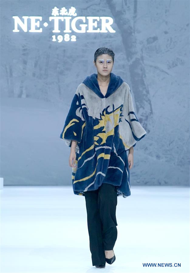 CHINA-BEIJING-FASHION WEEK (CN)