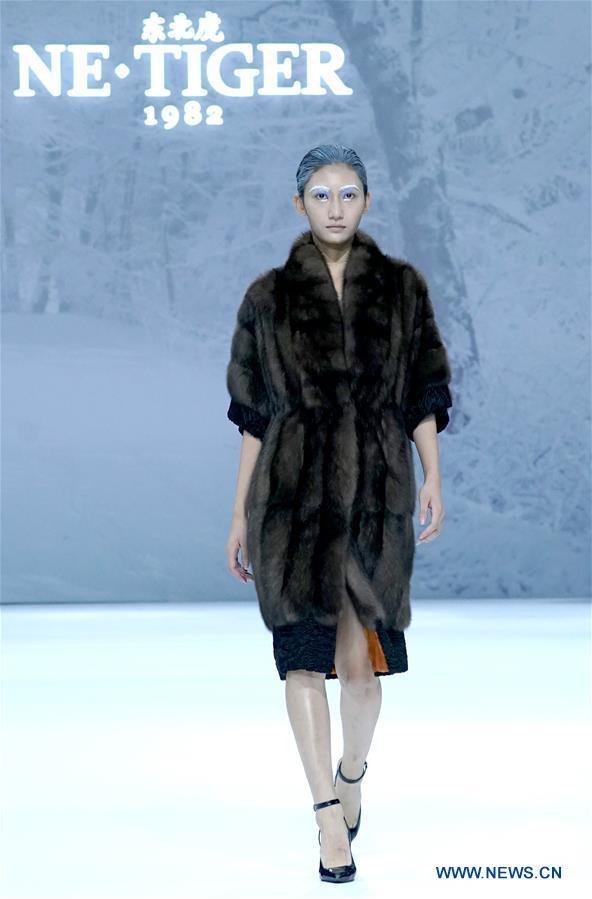 CHINA-BEIJING-FASHION WEEK (CN)