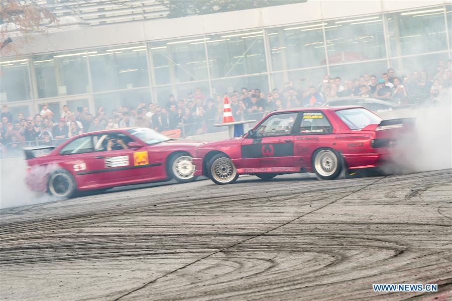 AUSTRIA-VIENNA-CUSTOM WHEELS-CAR STUNTS