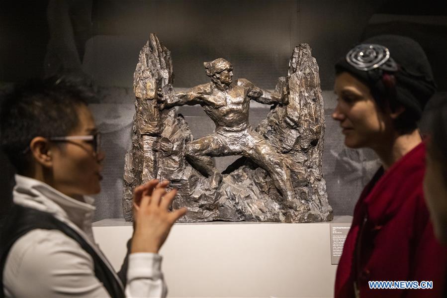 U.S.-NEW YORK-CHINESE SCULPTOR-EXHIBITION