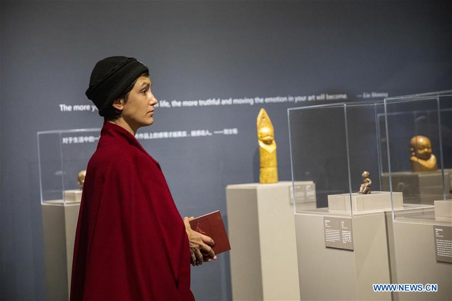 U.S.-NEW YORK-CHINESE SCULPTOR-EXHIBITION