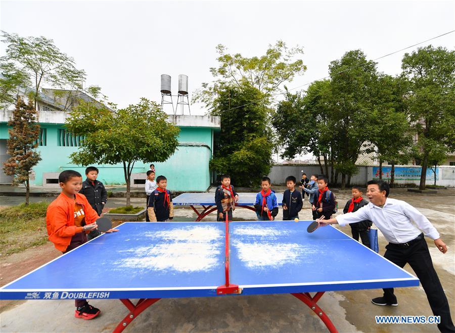 CHINA-JIANGXI-LE'AN-RURAL TEACHER (CN)