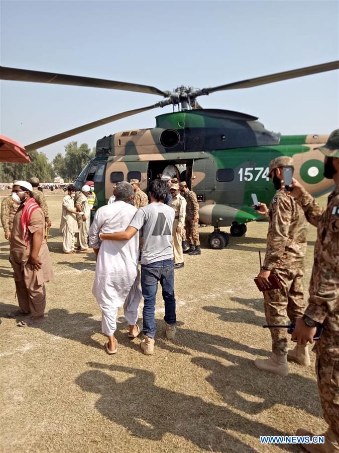 PAKISTAN-RAHIM YAR KHAN-TRAIN-FIRE