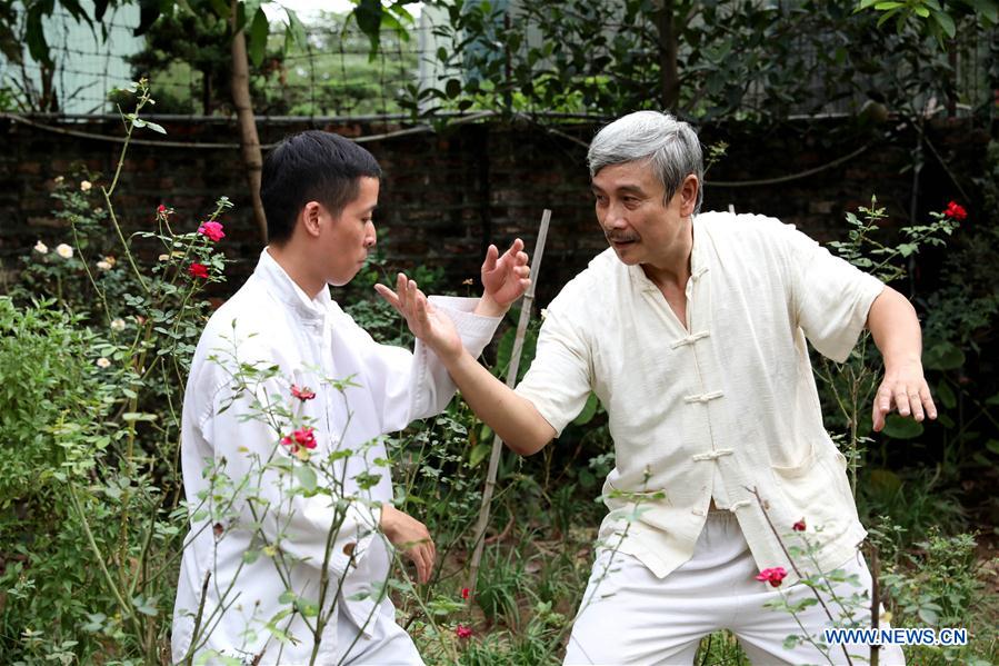 VIETNAM-HANOI-WING CHUN-MASTER