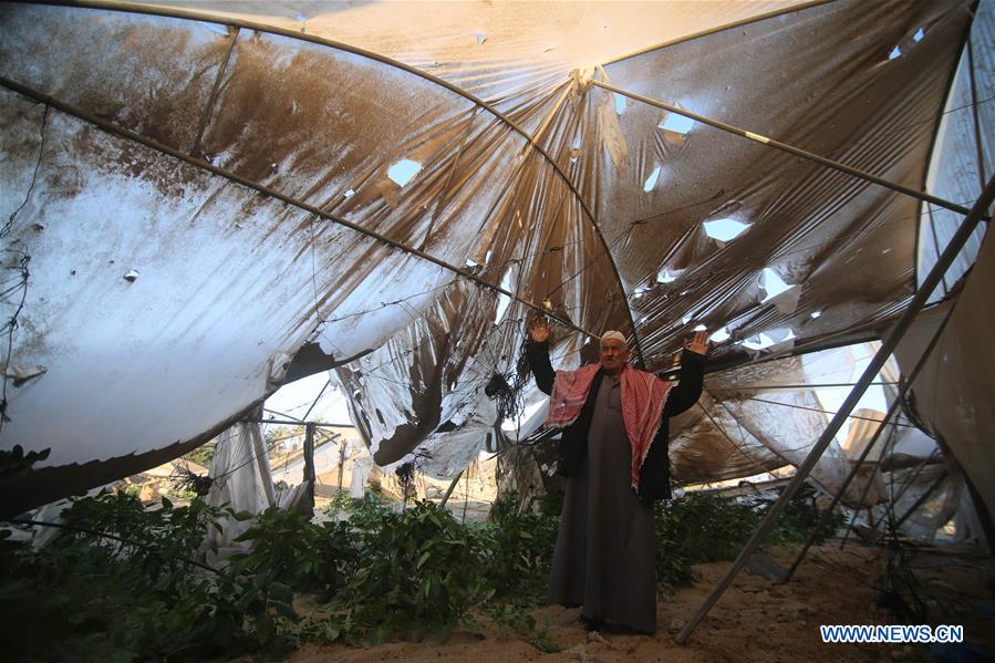 MIDEAST-GAZA-AIRSTRIKE