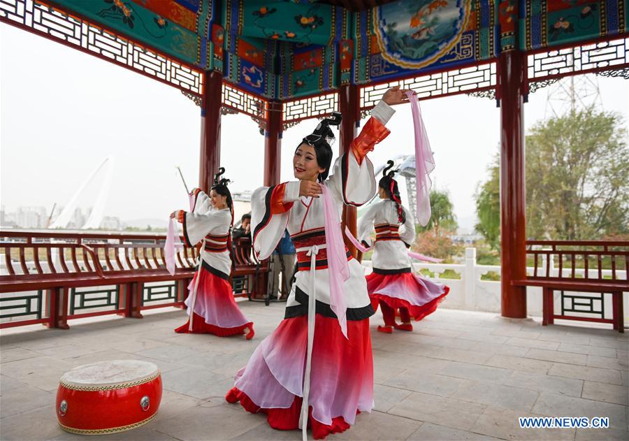 CHINA-BEIJING-DANCE SHOW (CN)