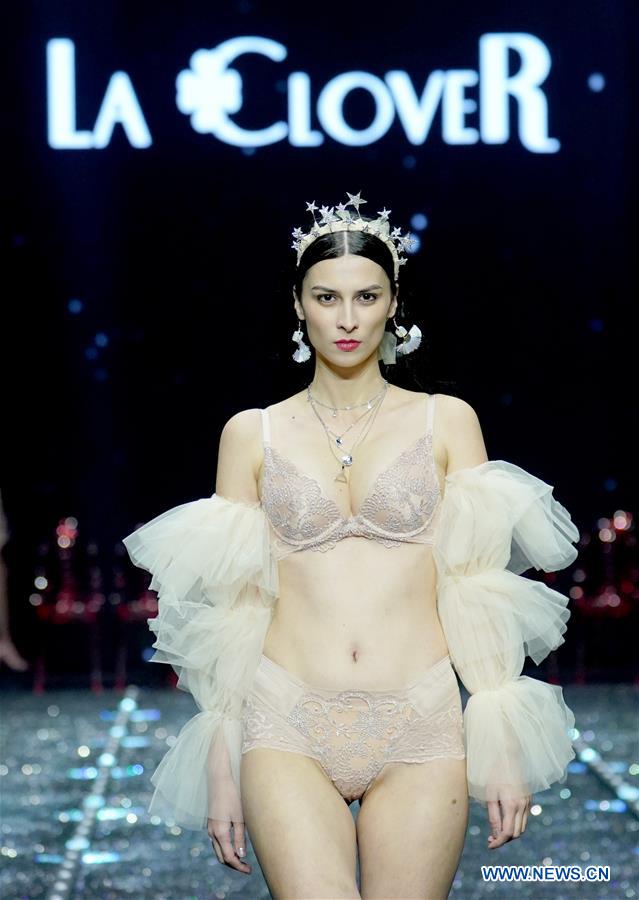 CHINA-BEIJING-CHINA FASHION WEEK-CLOSING (CN)