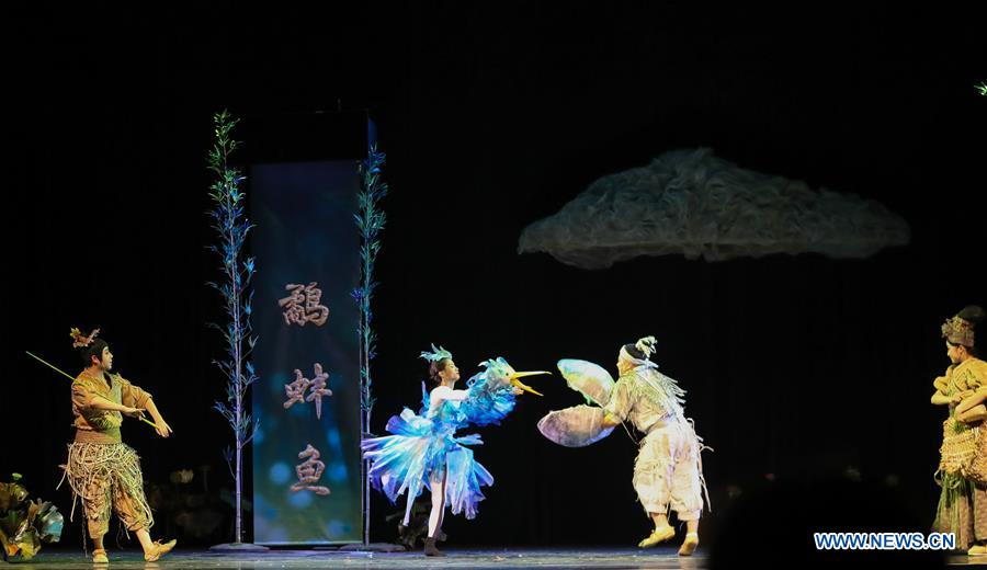 U.S.-SAN FRANCISCO-CHINA-CHILDREN'S DRAMA