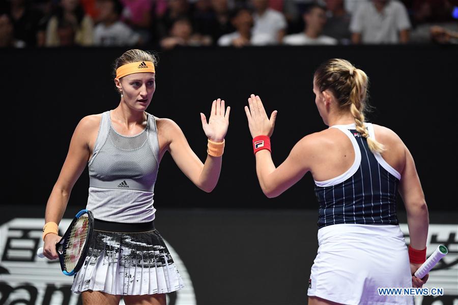 (SP)CHINA-SHENZHEN-TENNIS-WTA TOUR FINALS-DOUBLES(CN)