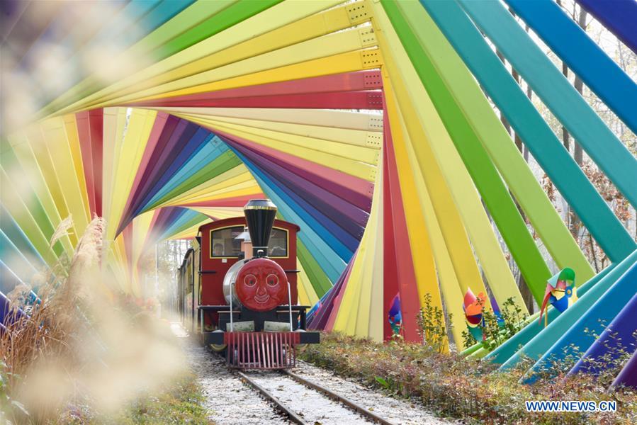 XINHUA PHOTOS OF THE DAY