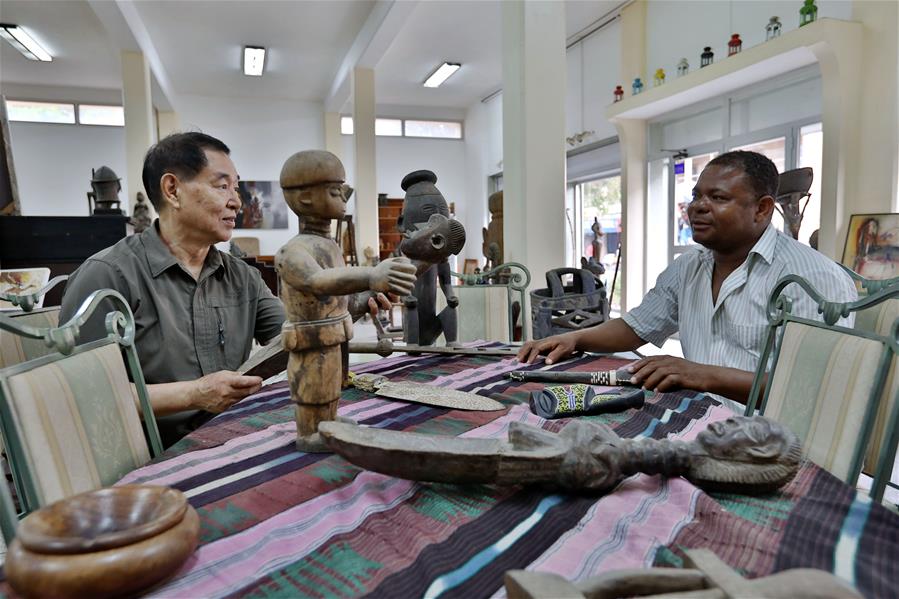 TOGO-LOME-AFRICAN ARTWORKS-CHINESE COLLECTOR