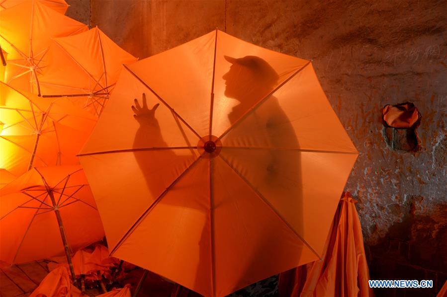 CHINA-ANHUI-JINGXIAN COUNTY-OILCLOTH UMBRELLA (CN)