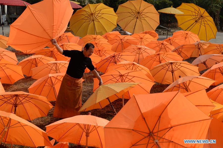 CHINA-ANHUI-JINGXIAN COUNTY-OILCLOTH UMBRELLA (CN)