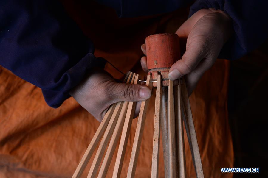 CHINA-ANHUI-JINGXIAN COUNTY-OILCLOTH UMBRELLA (CN)