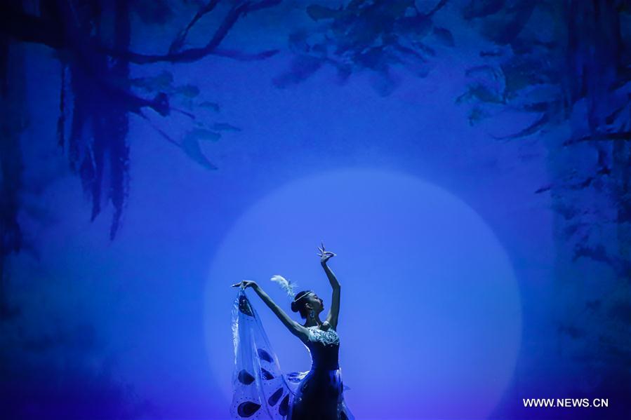 XINHUA PHOTOS OF THE DAY