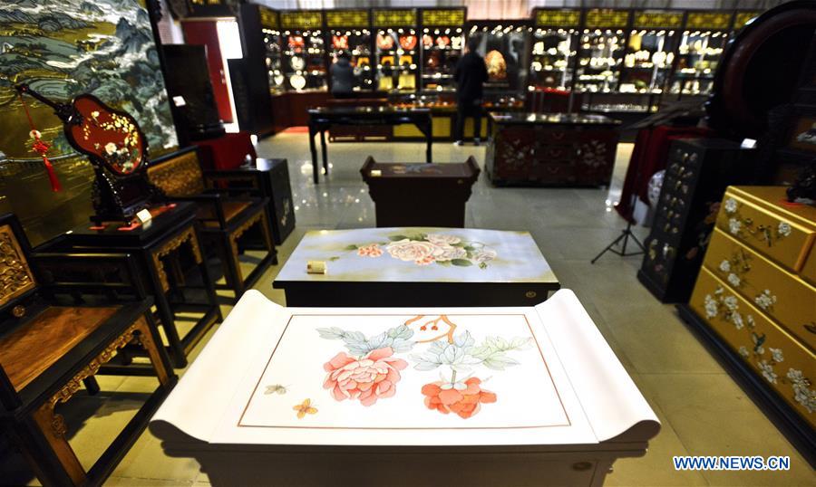 CHINA-BEIJING-EXHIBITION-LACQUER AND JADE WARES (CN)