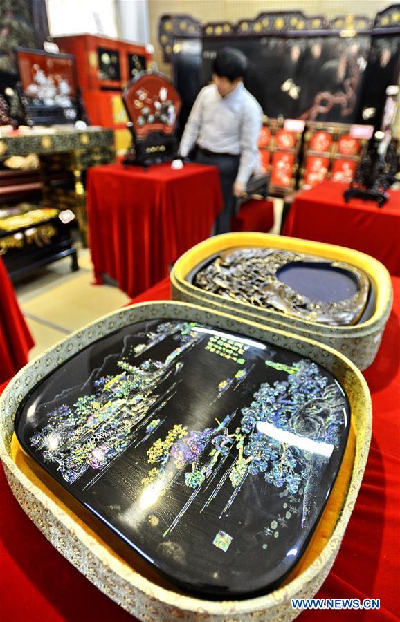 CHINA-BEIJING-EXHIBITION-LACQUER AND JADE WARES (CN)