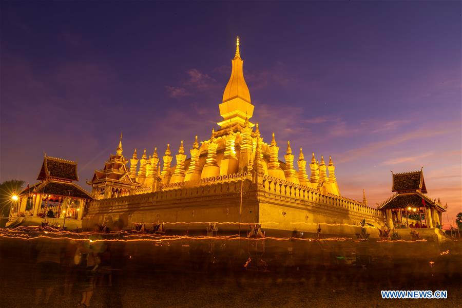 LAOS-VIENTIANE-THAT LUANG FESTIVAL