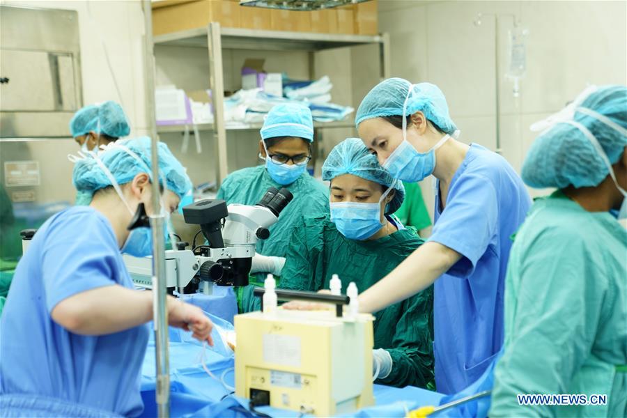 SRI LANKA-COLOMBO-CHINA MEDICAL TEAM-CATARACT-SURGERIES