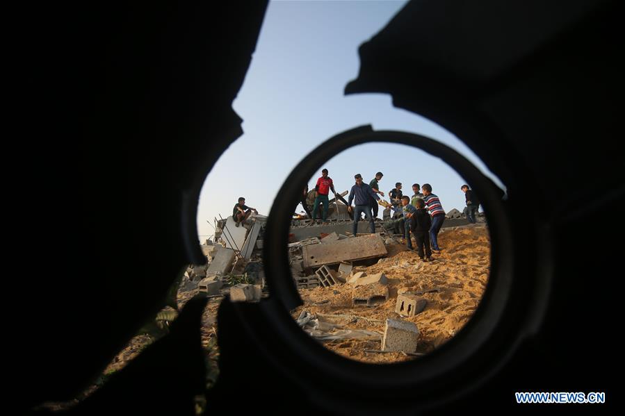 MIDEAST-GAZA-AIRSTRIKE