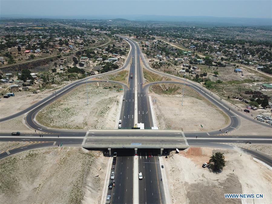 MOZAMBIQUE-MANICA-N6 ROAD-UNVEILING
