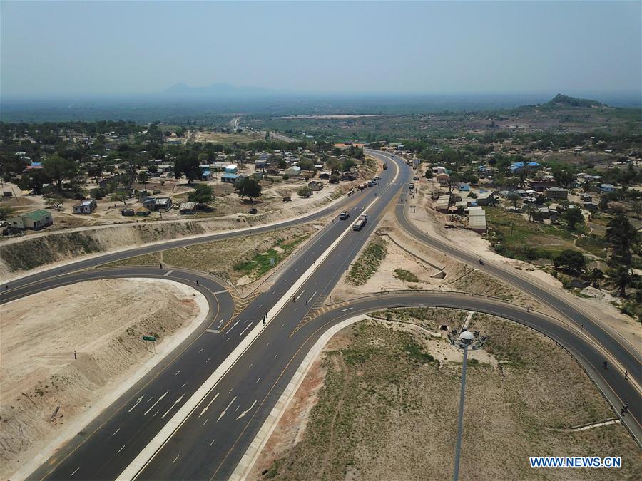 MOZAMBIQUE-MANICA-N6 ROAD-UNVEILING