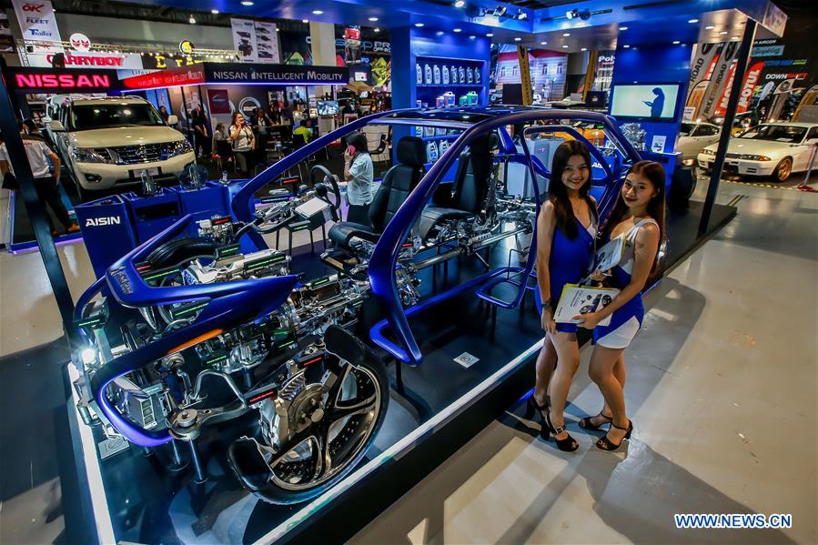 PHILIPPINES-PASAY CITY-MANILA AUTO SALON AND SPORT TRUCK SHOW