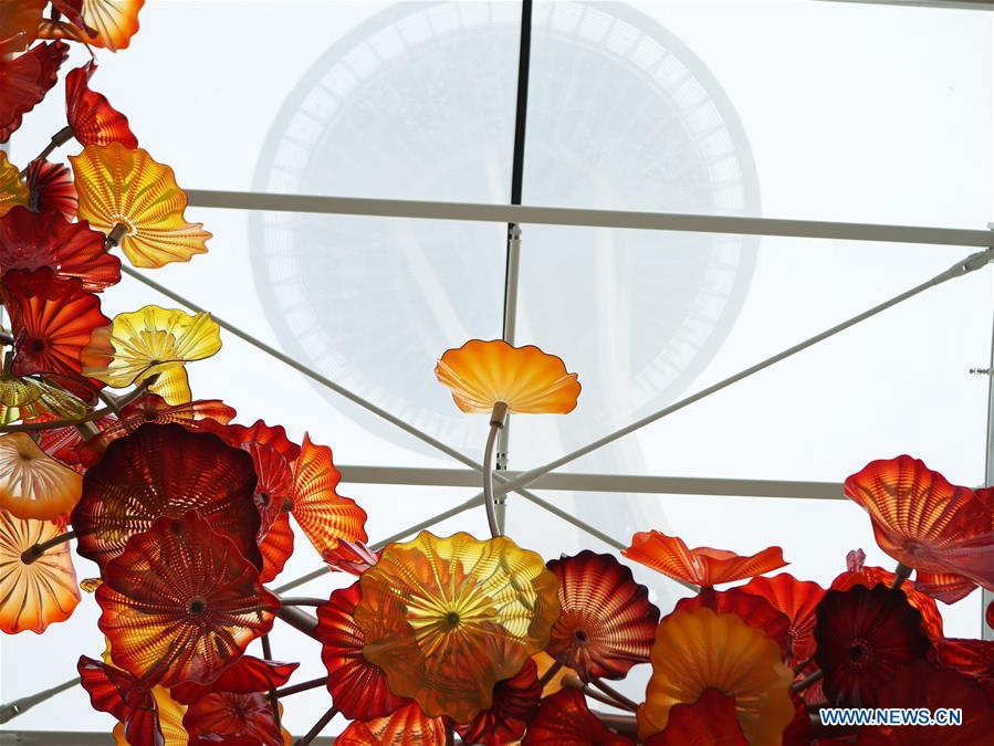 U.S.-SEATTLE-CHIHULY GARDEN AND GLASS-GLASS ARTWORKS