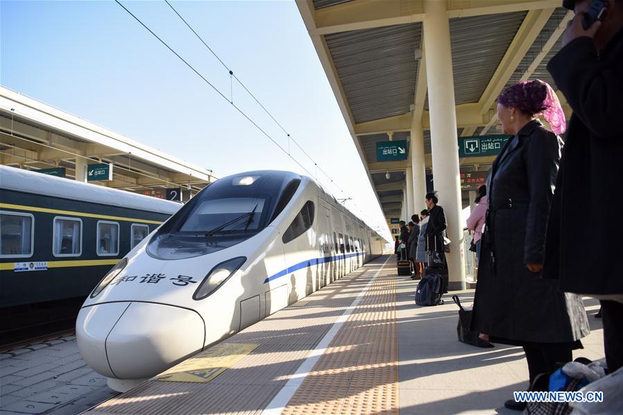 CHINA-XINJIANG-TRANSPORTATION-HIGH-SPEED RAILWAY-5TH ANNIVERSARY (CN)