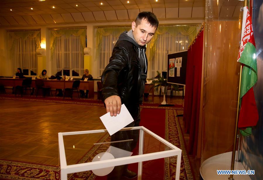 BELARUS-MINSK-PARLIAMENTARY ELECTIONS-VOTE
