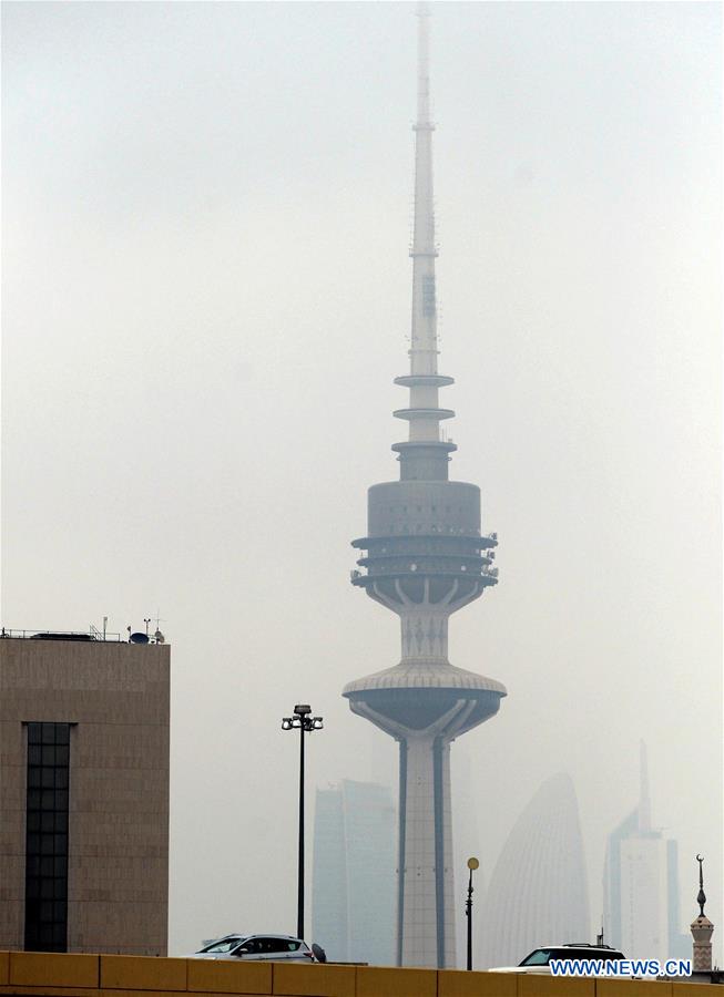 KUWAIT-KUWAIT CITY-FOG