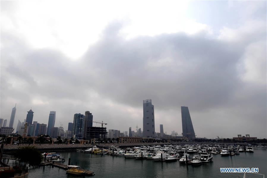 KUWAIT-KUWAIT CITY-FOG