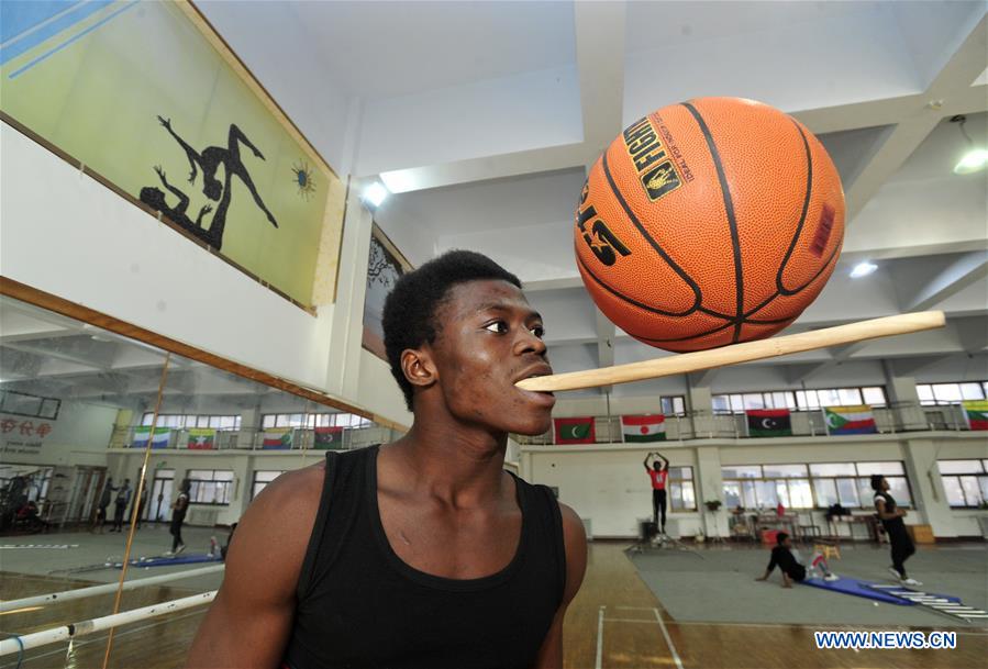 CHINA-HEBEI-WUQIAO-ACROBATICS-SCHOOL-OVERSEAS STUDENTS (CN)