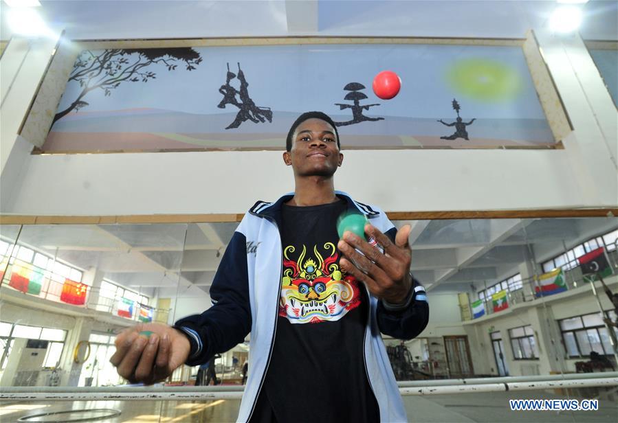 CHINA-HEBEI-WUQIAO-ACROBATICS-SCHOOL-OVERSEAS STUDENTS (CN)