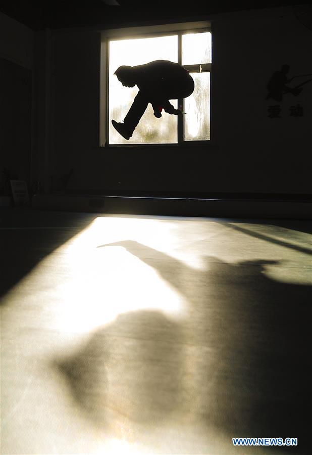 (SP)CHINA-JILIN-WORLD CHAMPION-ROPE JUMPING LIFE(CN)