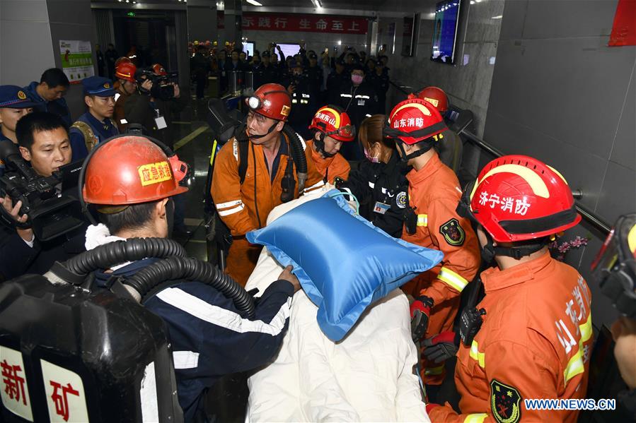 (SPOT NEWS)CHINA-SHANDONG-JINING-COAL MINE ACCIDENT-RESCUE (CN)