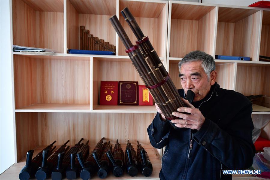 CHINA-HENAN-LUOYANG-MUSICAL INSTRUMENT-SHENG MAKER (CN)