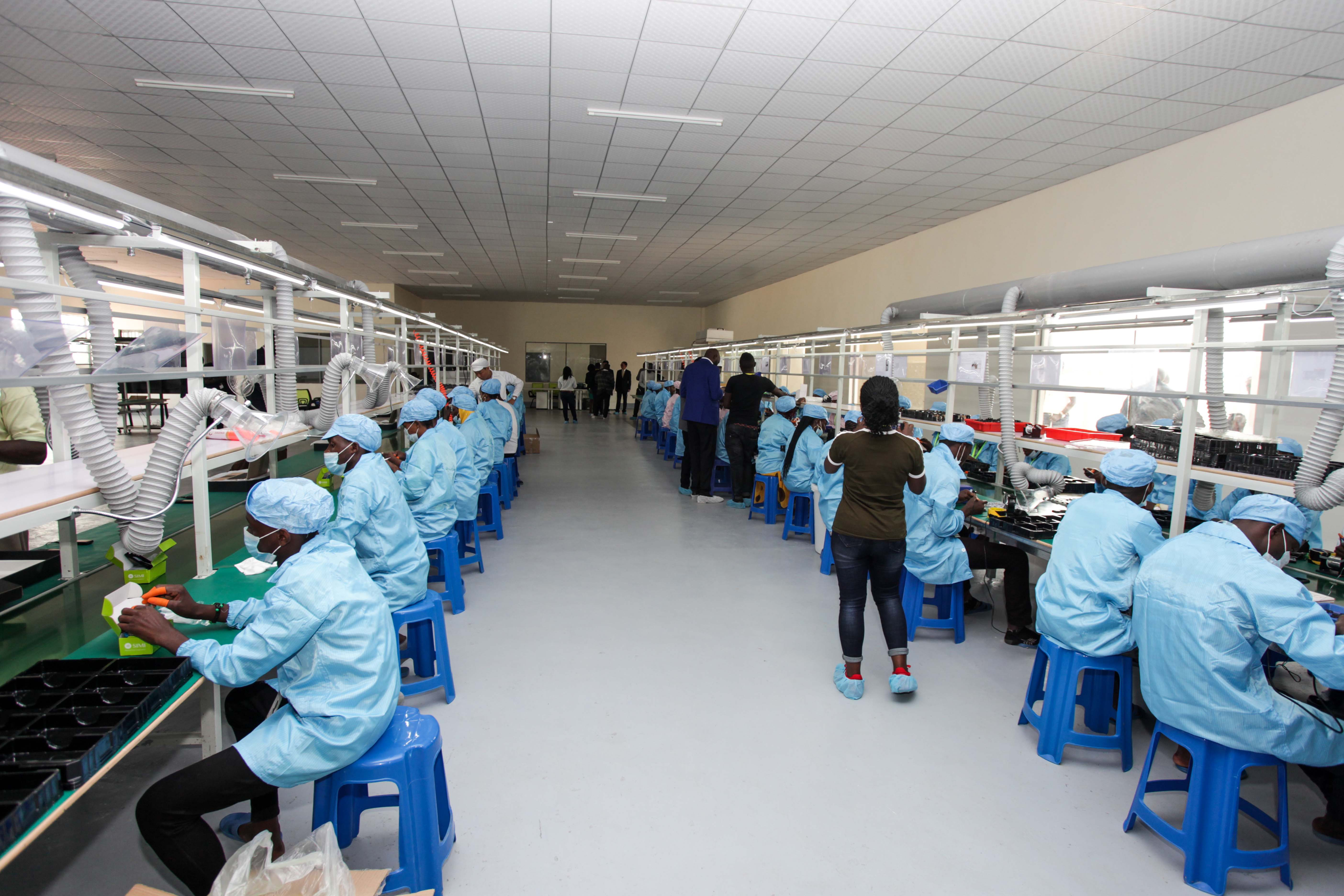 Chinese electronics firm launches 5 mln USD factory in Uganda Xinhua