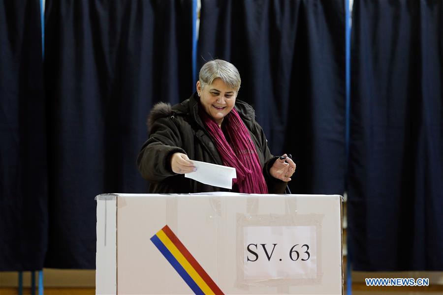 ROMANIA-BUCHAREST-PRESIDENTIAL ELECTION-RUNOFF-START