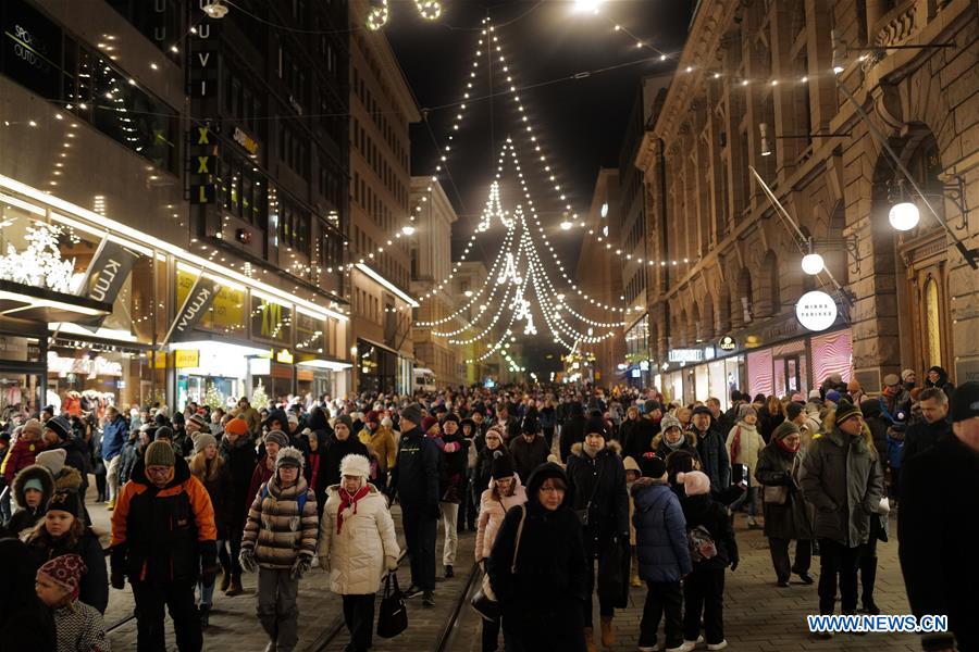 FINLAND-HELSINKI-CHRISTMAS SEASON-LIGHTS