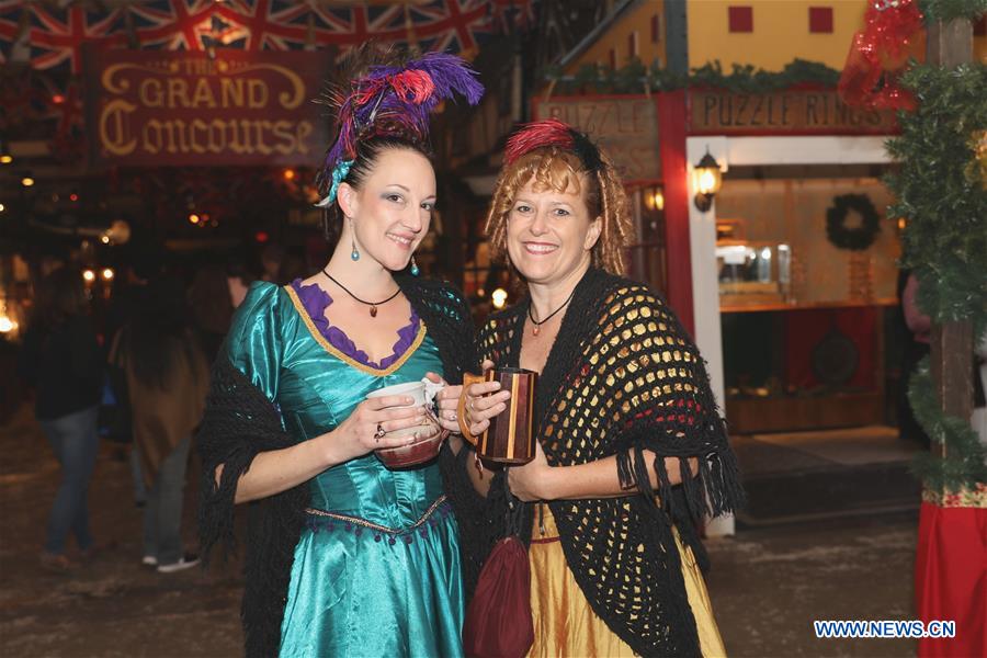 U.S.-SAN FRANCISCO-THE GREAT DICKENS CHRISTMAS FAIR-OPEN