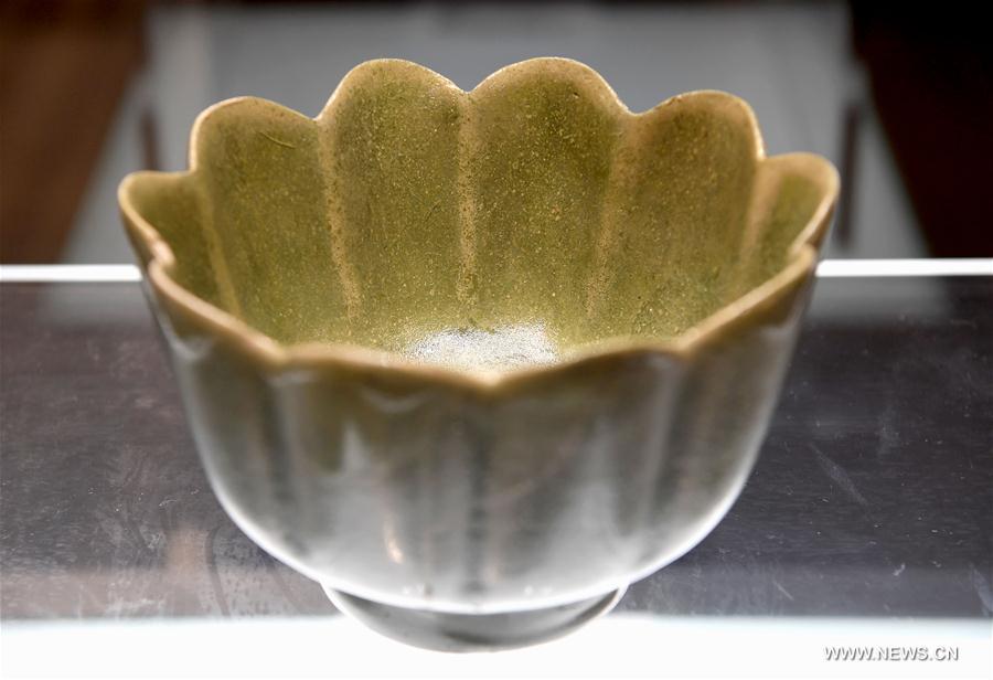 CHINA-HENAN-RU PORCELAIN (CN)