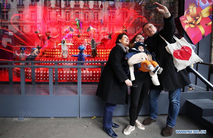 FRANCE-PARIS-CHRISTMAS DECORATIONS