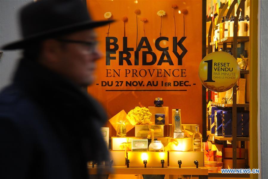 BELGIUM-BRUSSELS-BLACK FRIDAY-PREPARATION