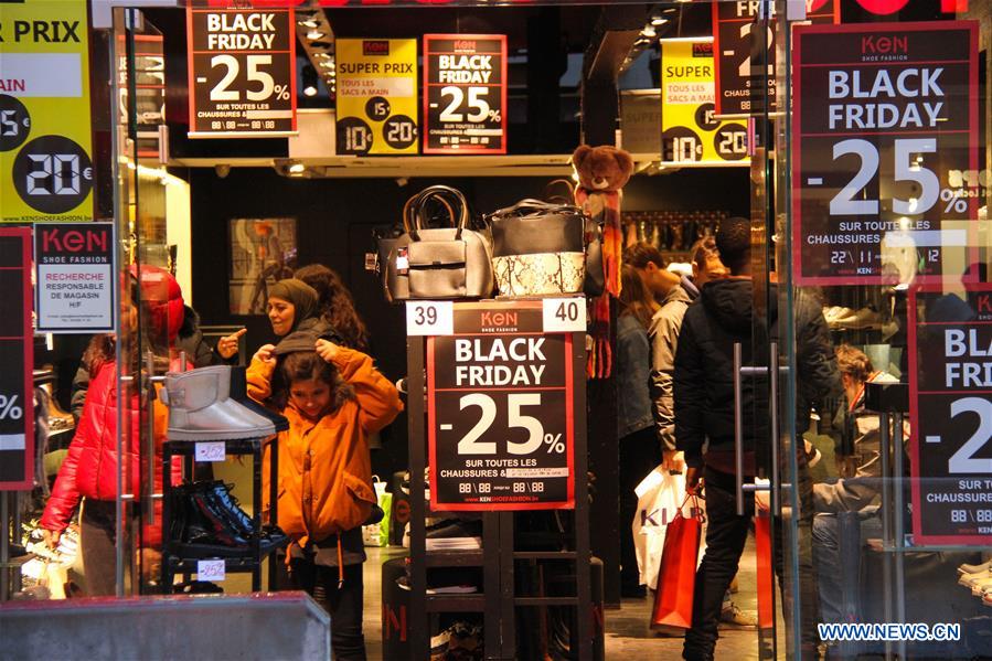 BELGIUM-BRUSSELS-BLACK FRIDAY-PREPARATION