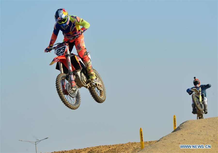 (SP)KUWAIT-AL AHMADI GOVERNORATE-MOTOCROSS OPEN TRACK DAY